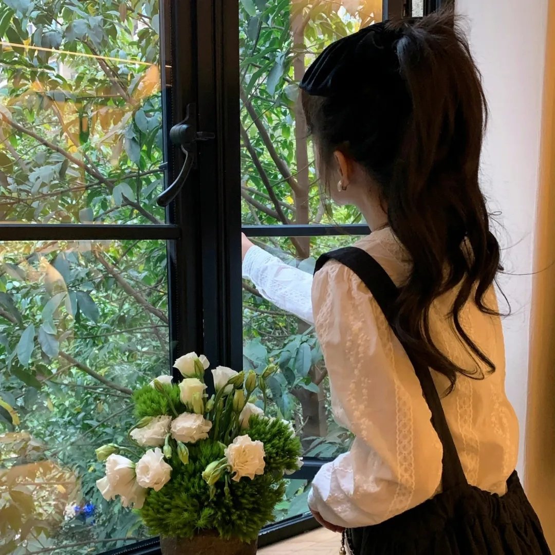 彩鸾春色